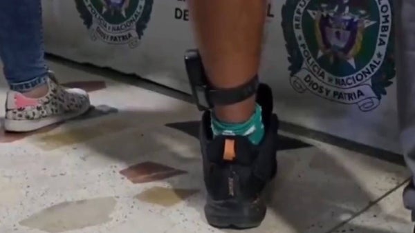 Cayó delincuente que tenía brazalete del Inpec, escopeta escondida y chaleco antibalas en Bogotá