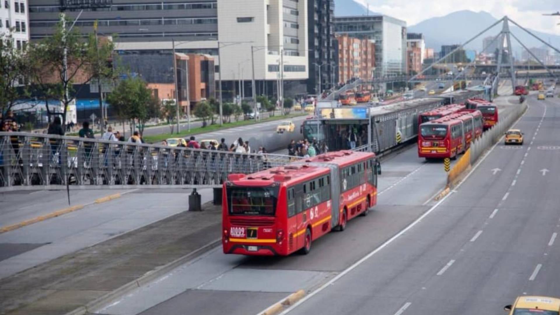 ¿Cómo llegar y salir de la Feria del Libro en Transmilenio?
