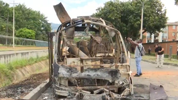 Ofrecen recompensa hasta de $200 millones por los responsables del atentado cerca del Batallón Pichincha en Cali