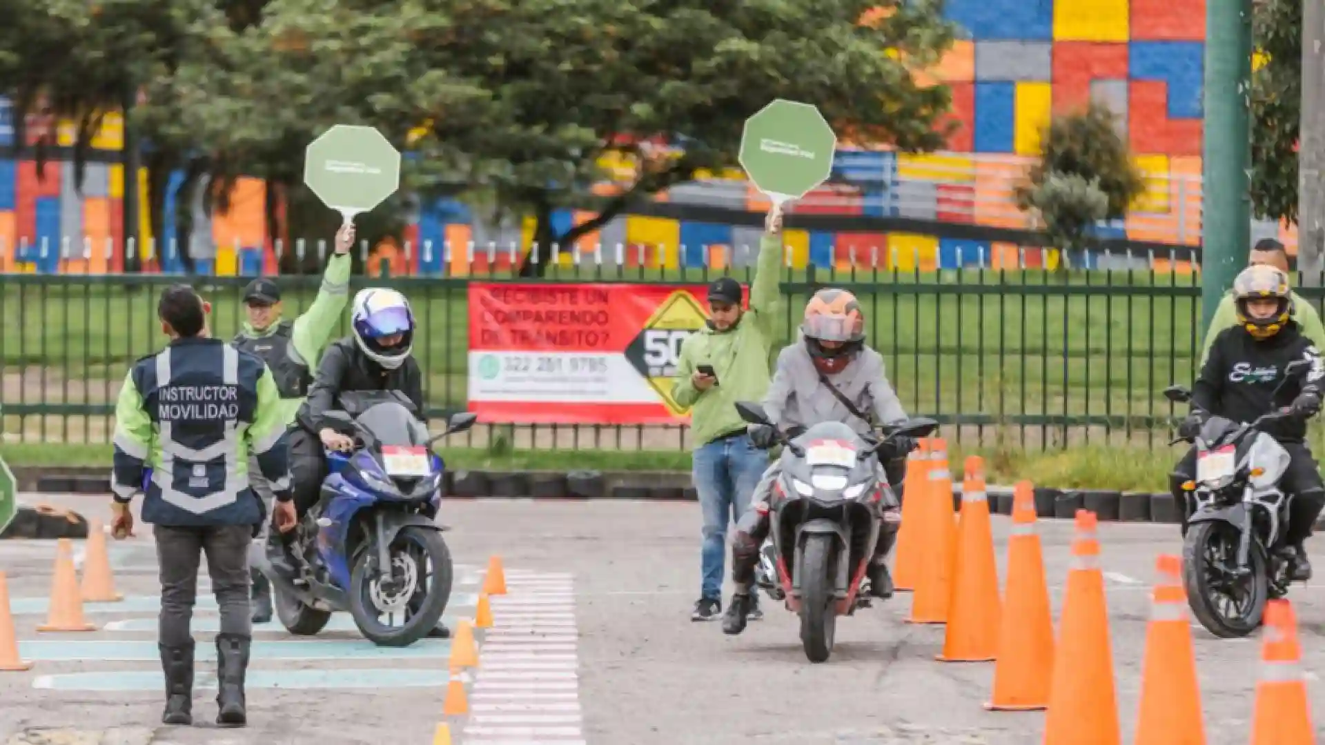 Bogotá impulsa cambio clave para motociclistas con campaña “Más lento, más pro”