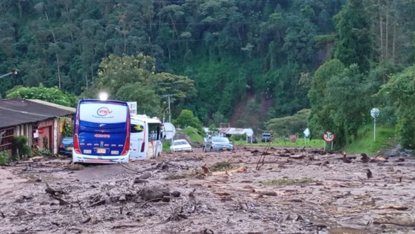 Gobernador de Cundinamarca alerta cierre en vías Mosquera–La Mesa y Anolaima–Corralejas por deslizamientos
