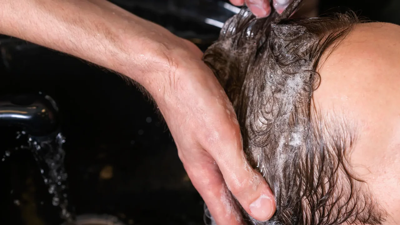 Invima prohibits recognized hair treatment in Colombia: it is illegal and generates health risks