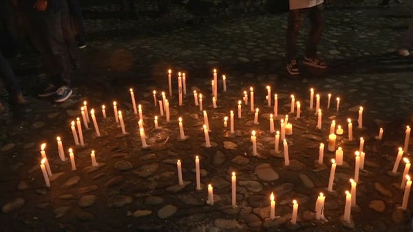 Cauca pide paz: velatón en Popayán tras atentados que dejaron 21 víctimas mortales
