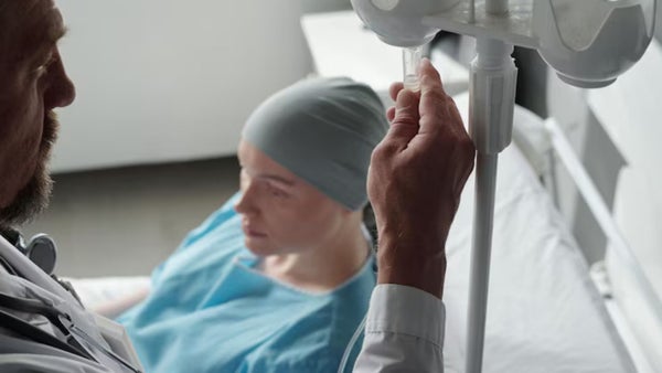 MinSalud desautoriza la suspensión de servicios del Instituto de Cancerología a pacientes de Nueva EPS