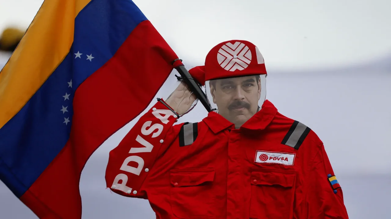 Maduro's Hidden Looting of Venezuelan Oil: Revealed How 50% of Revenue Was Lost