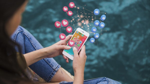 Uno de cada cinco jóvenes en Colombia ha sido víctima de acoso sexual en las redes sociales