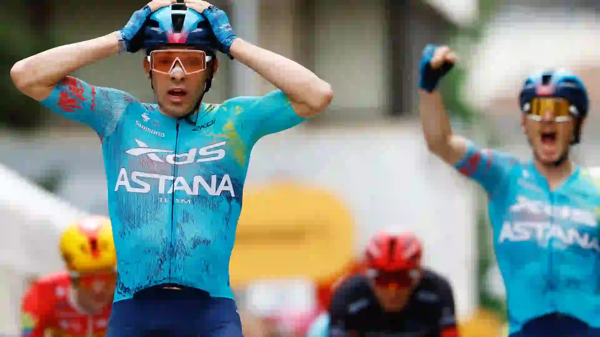 ¡Sorpresivo! El uruguayo Thomas Silva le arrebató la segunda etapa del Giro de Italia al francés
