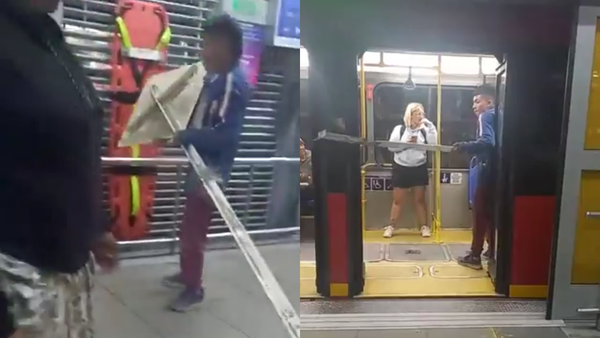 Video: sujeto hurtó una señal de Pare e intentó viajar con ella en Transmilenio