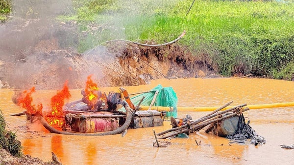 Minería ilegal en Putumayo: Ejército Nacional desmantela 7 minas