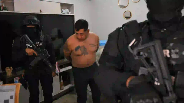 Capturan a máximo líder de ‘Los Lobos’, la mafia que controlaba los asesinatos y el narcotráfico en Quito, Ecuador