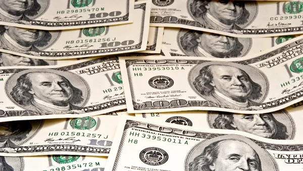 ¿Hubo un importante movimiento en el precio del dólar? Así cerró hoy 15 de mayo de 2026