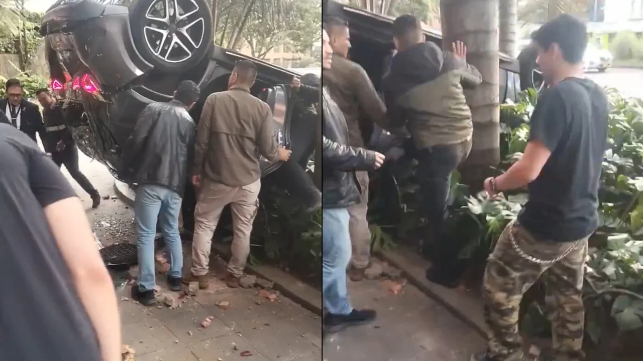 Camioneta terminó volcada tras caer de un segundo piso del club El Nogal