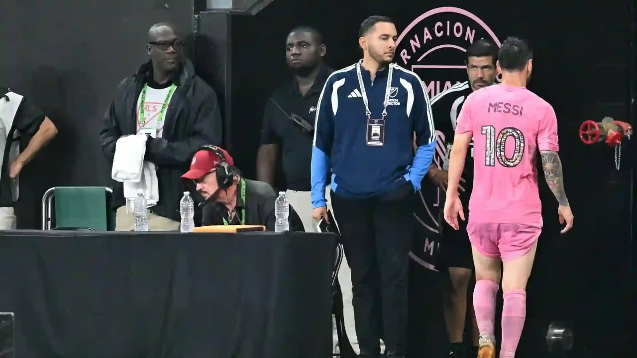 Lionel Messi enciende las alarmas antes del Mundial de 2026: salió con molestias tras juego del Inter Miami