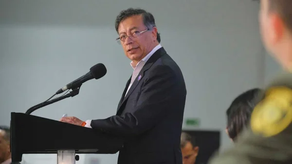 ¿Hasta dónde puede opinar el presidente Petro sin intervenir en política?