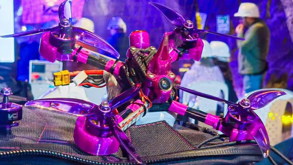 La primera carrera de drones dentro en una mina en Latinoamérica fue en Nemocón