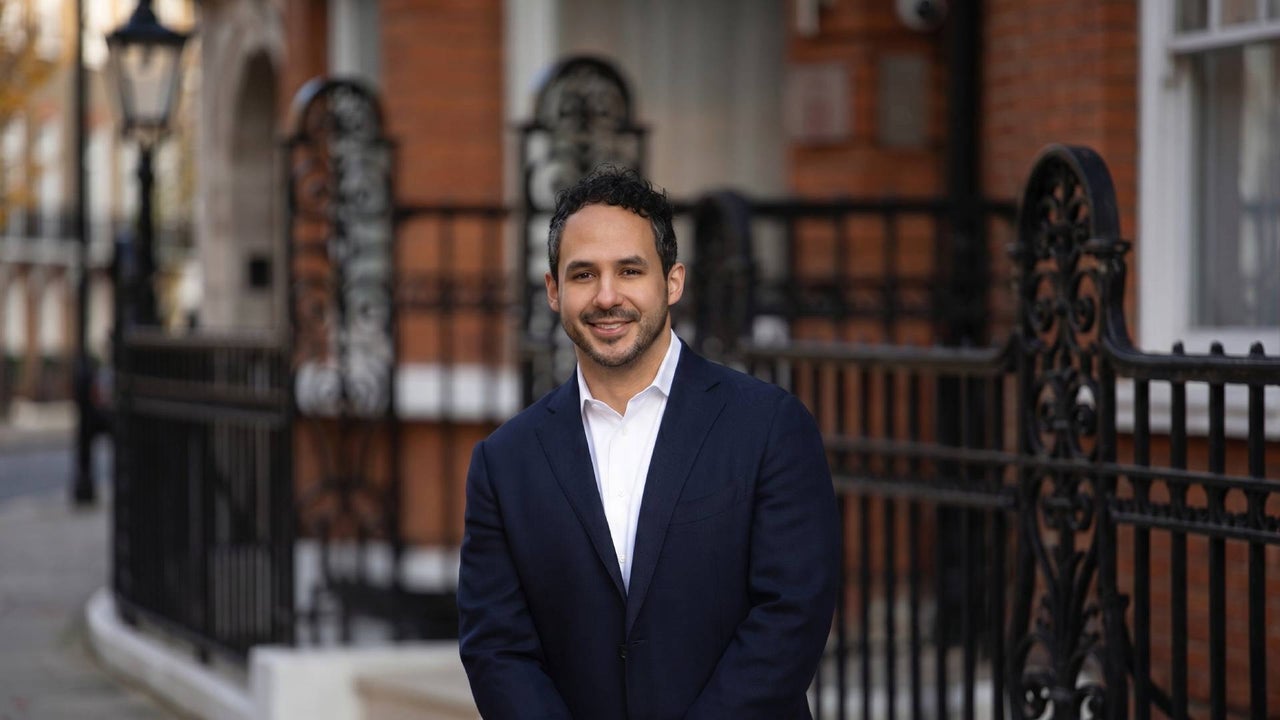 El colombiano que toma las riendas de AstraZeneca en la región