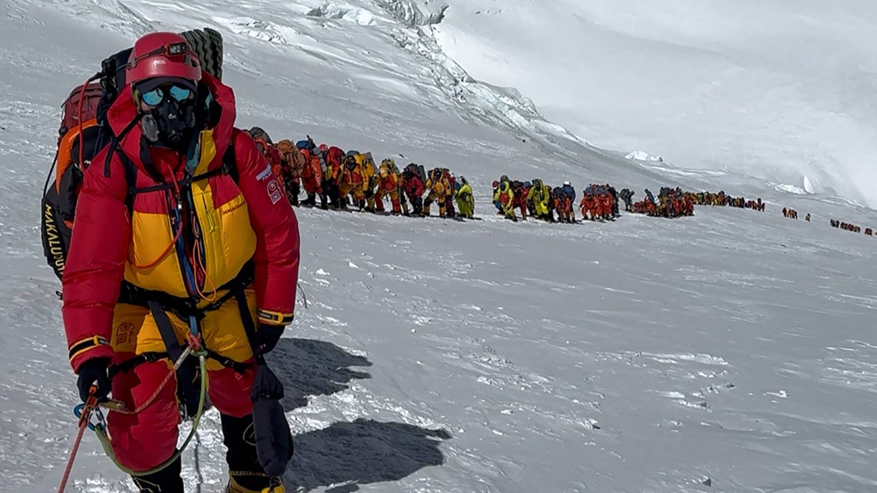 Hombre sobrevivió seis días atrapado en la "zona de la muerte" del Everest: este fue su testimonio
