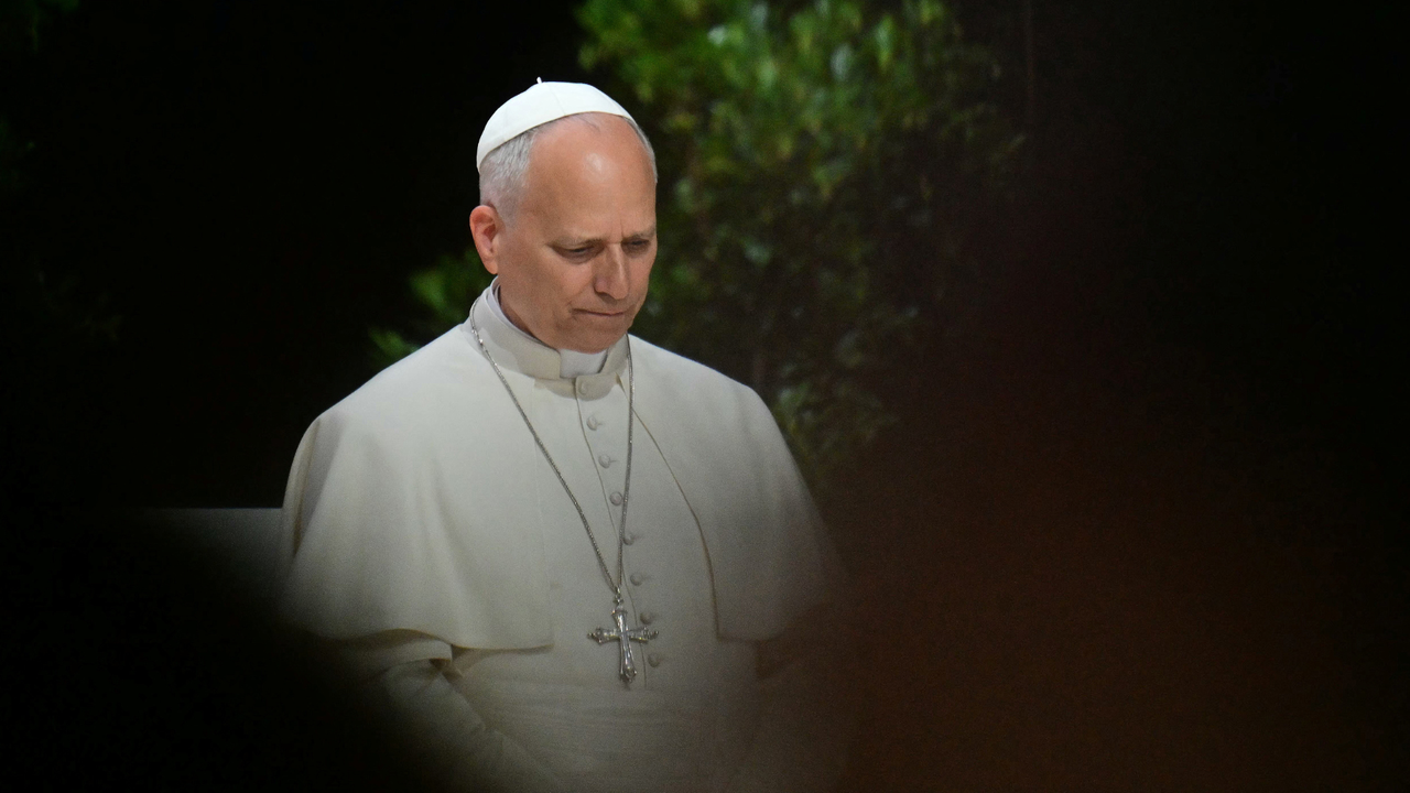 Víctimas de pederastia eclesial protestan que las dejaron fuera de reunión de víctimas con el papa León XIV