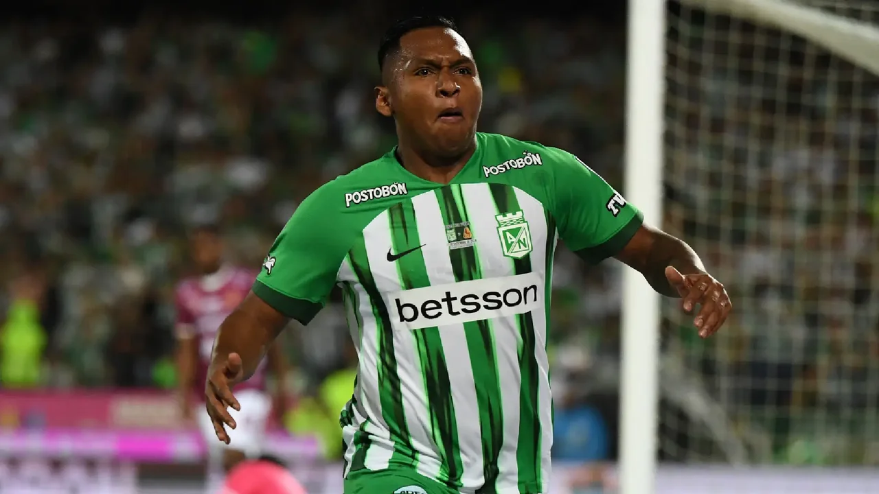 ¡De no creer! Morelos erró penalti que dejaba a Nacional a un gol del empate en final vs. Junior: video