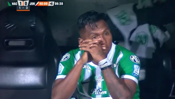 Alfredo Morelos se pronunció tras errar el penal en la final con Atlético Nacional Alfredo Morelos se pronunció tras errar el penal en la final con Atlético Nacional