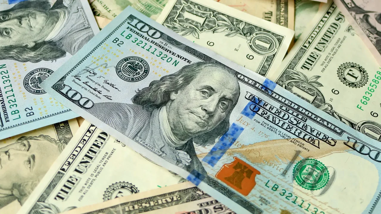 Cover image for Sorpresivo cambio en el precio del dólar en el cierre de hoy 9 de junio de 2026