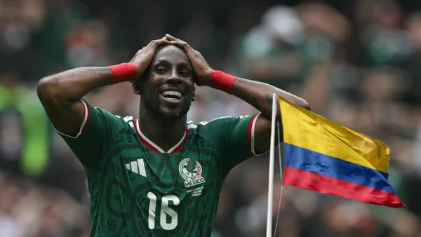 Julián Quiñones no es el único: los colombianos que jugaron Mundiales con otras selecciones Julián Quiñones no es el único: los colombianos que jugaron Mundiales con otras selecciones