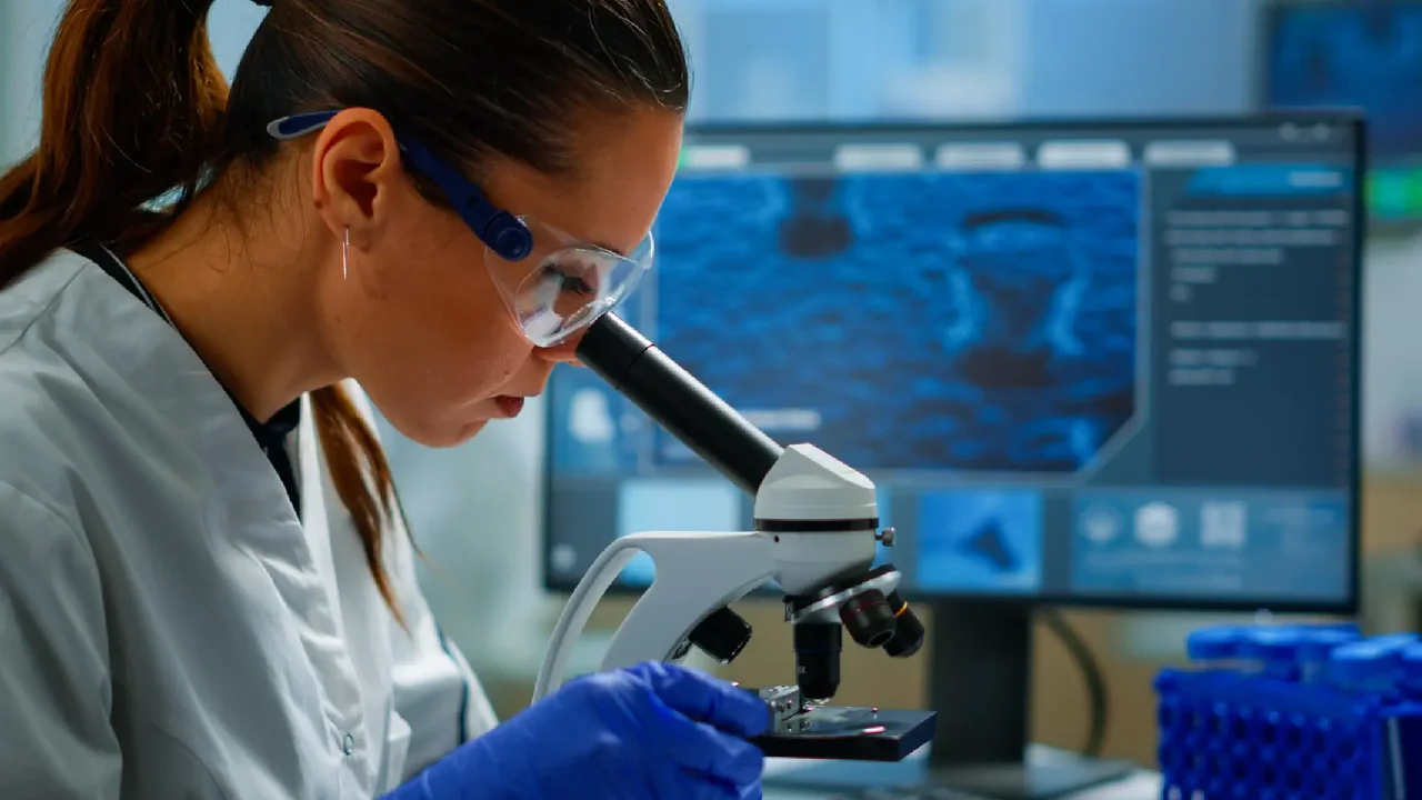 La salud femenina sigue rezagada en la ciencia: solo el 7% de la investigación global se enfoca en mujeres