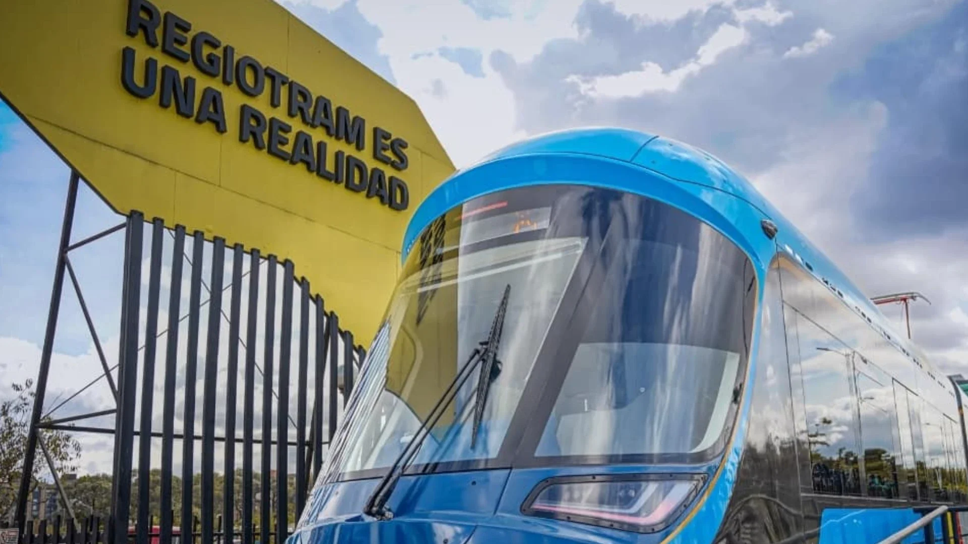 Regiotram del Occidente.