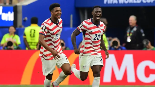 ¡Estados Unidos tiene contra las cuerdas a Paraguay y ya le gana 2-0! Vea el video del GOLAZO ¡Estados Unidos tiene contra las cuerdas a Paraguay y ya le gana 2-0! Vea el video del GOLAZO