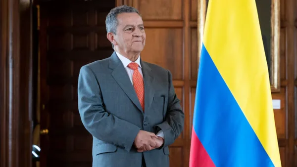 Imputan a José Antonio Salazar, exsecretario general de la Cancillería, por el caso de los pasaportes