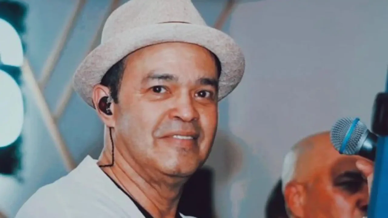 Murió Álex Bueno, ícono del merengue y la bachata, a los 62 años en Nueva York