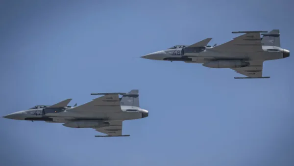 Hungría anuncia la llegada de más aviones Saab Gripen: ¿Qué características tienen?