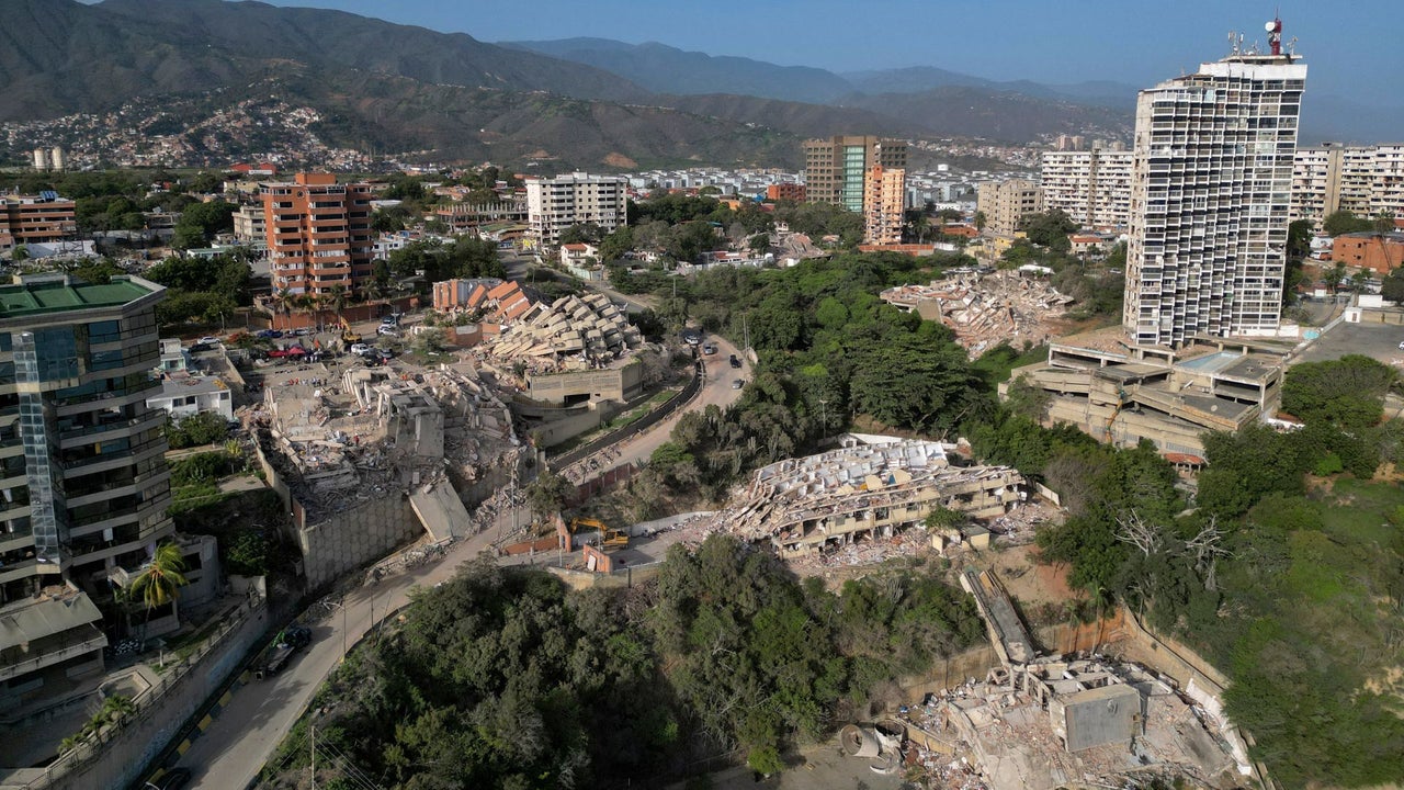 Aeropuerto de Caracas reabre parcialmente tras el doble terremoto y recibe ayuda humanitaria
