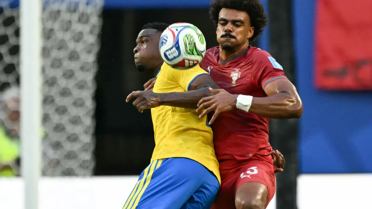 ¿Era penal a favor de Colombia vs. Portugal? Vea el VIDEO de la polémica jugada