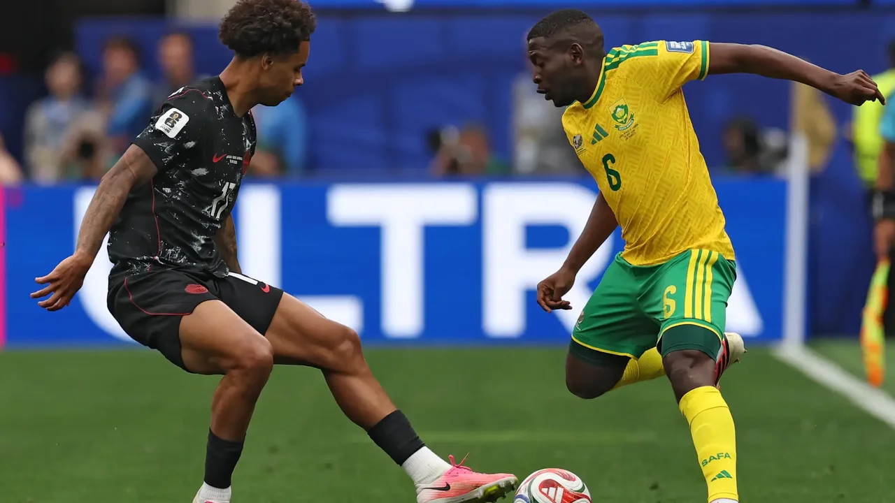 Canadá vence 1-0 a Sudáfrica y avanza a octavos de final del Mundial