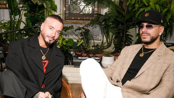 J Balvin y Ryan Castro debutan en el novedoso formato de Instagram ‘Close Friends Only’ J Balvin y Ryan Castro debutan en el novedoso formato de Instagram ‘Close Friends Only’
