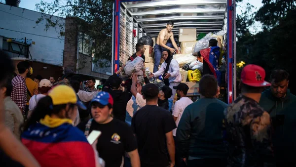 Alcalde de Bogotá convoca a más voluntarios en puntos de acopio para enviar ayudas a Venezuela
