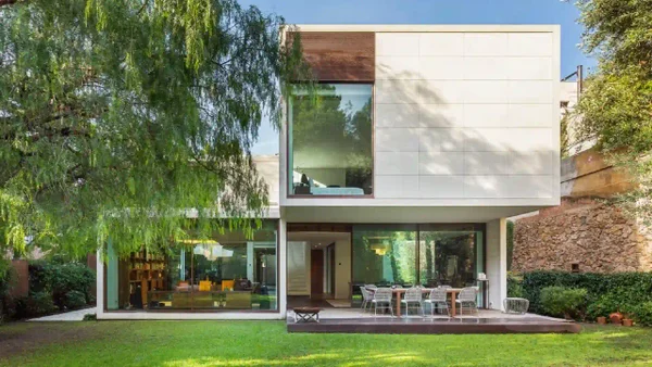 El nuevo lujo inmobiliario: el 'boom' de las casas de autor seduce al capital colombiano El nuevo lujo inmobiliario: el 'boom' de las casas de autor seduce al capital colombiano