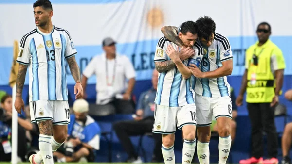 Argentina sufrió más de la cuenta contra Cabo Verde, pero logró avanzar: vea los goles Argentina sufrió más de la cuenta contra Cabo Verde, pero logró avanzar: vea los goles