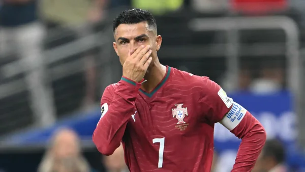 Las desgarradoras lágrimas de Cristiano Ronaldo tras la eliminación de Portugal ante España en el Mundial 2026 Las desgarradoras lágrimas de Cristiano Ronaldo tras la eliminación de Portugal ante España en el Mundial 2026