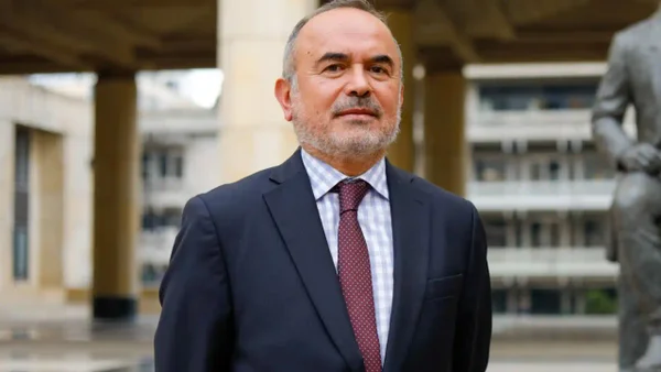 Ministro de Justicia, Jorge Iván Cuervo, sale de su cargo por solicitud del presidente Petro Ministro de Justicia, Jorge Iván Cuervo, sale de su cargo por solicitud del presidente Petro