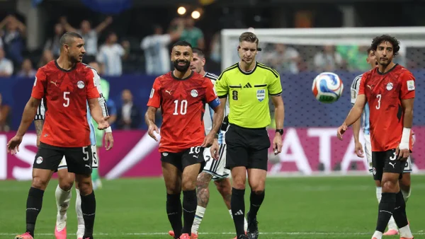 Jugador de Egipto explotó en plena entrevista y asegura que el Mundial está "amañado" para Argentina Jugador de Egipto explotó en plena entrevista y asegura que el Mundial está "amañado" para Argentina