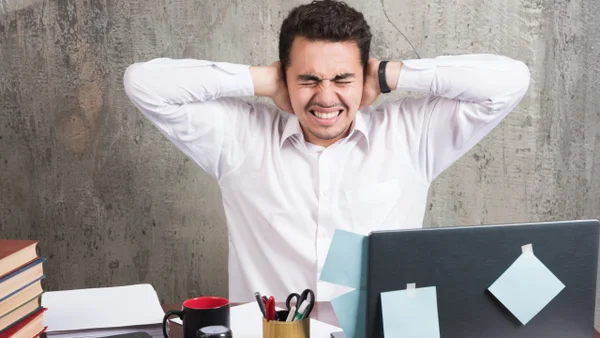 Las señales que podrían revelar que se está convirtiendo en adicto al trabajo Las señales que podrían revelar que se está convirtiendo en adicto al trabajo