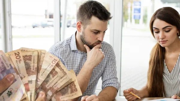 Superfinanciera pone freno a los bancos: Los límites a los cobros por créditos