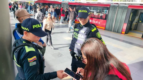 Colados en Transmilenio: las pérdidas ya llegan a $295.000 millones al año Colados en Transmilenio: las pérdidas ya llegan a $295.000 millones al año