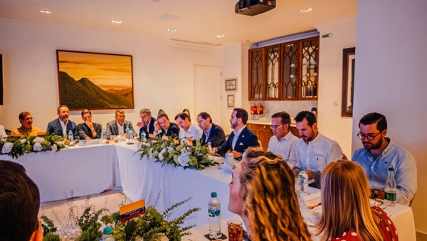 Así fue la primera reunión de ministros designados de Abelardo de la Espriella en Barranquilla Así fue la primera reunión de ministros designados de Abelardo de la Espriella en Barranquilla