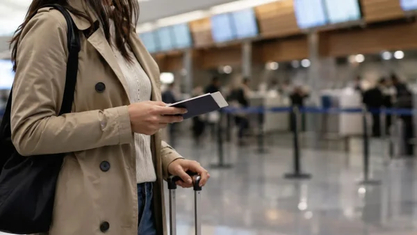 Red ilegal usaba a mujeres para transportar estupefacientes en sus cuerpos a otros países
