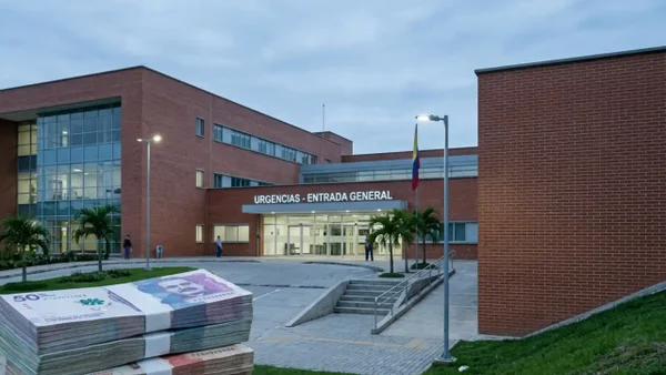 Sistema de Salud registra deuda de 41,5 billones de pesos con las EPS y 92,6% está en mora Sistema de Salud registra deuda de 41,5 billones de pesos con las EPS y 92,6% está en mora