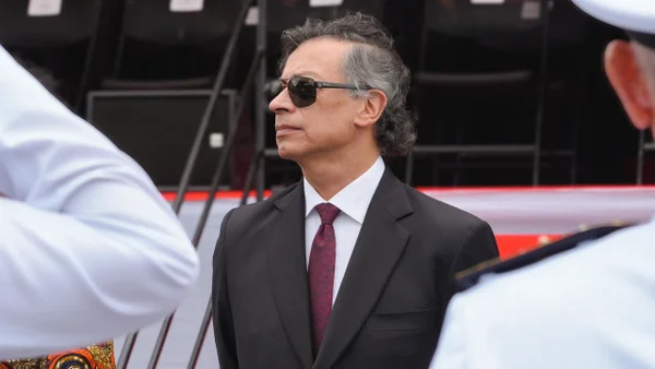 “No doy permiso a ninguna guarnición militar para la posesión”: presidente Petro “No doy permiso a ninguna guarnición militar para la posesión”: presidente Petro