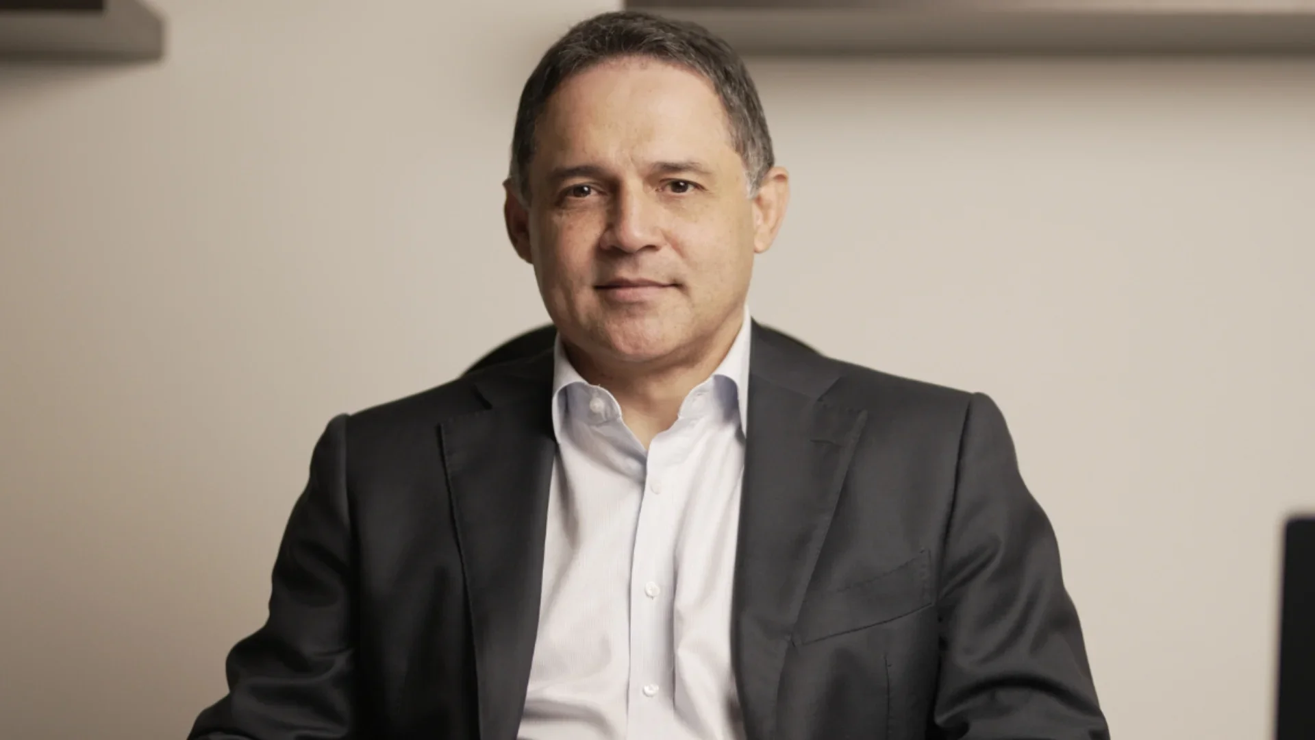 Honorio Henríquez.